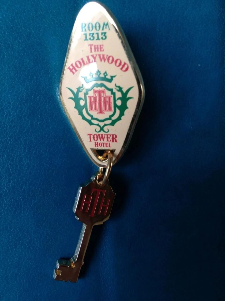 Pins Disney Disneyland Paris : Clé de l'hotel tower of terror